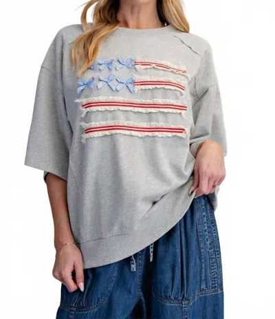 Easel American Flag Fleece Top In Heather Grey In Yellow