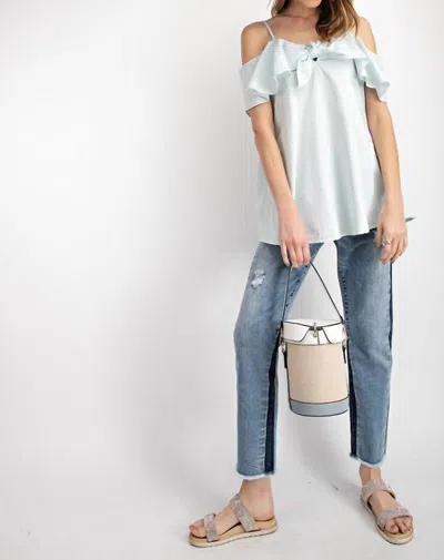 Easel Bow Off-the-shoulder Top In White