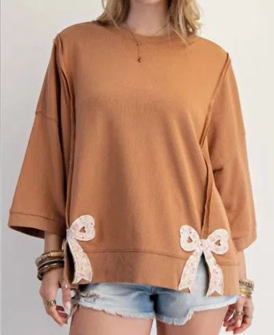 Easel Bow Patch Shirt In Camel In Brown