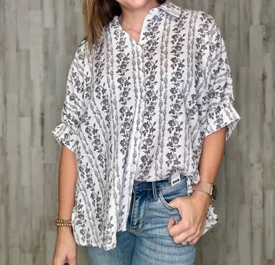 Easel Cancreek Dolman Sleeve Top In Ivory Multi In White
