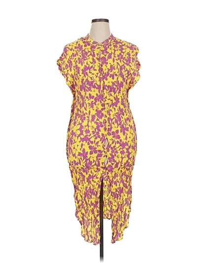 Pre-owned Easel Cocktail Dress In Yellow