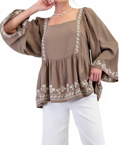 Easel Desert Bloom Boho Top In Beige In Brown