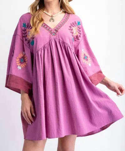 Easel Embroidered Woven Dress In Orchid