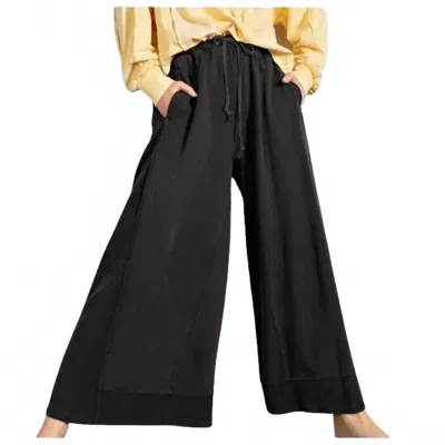 Easel Extra Wide Leg Pants In Black