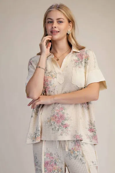 Easel Floral Print Washed Waffle Top In Beige/pink Flowers In White