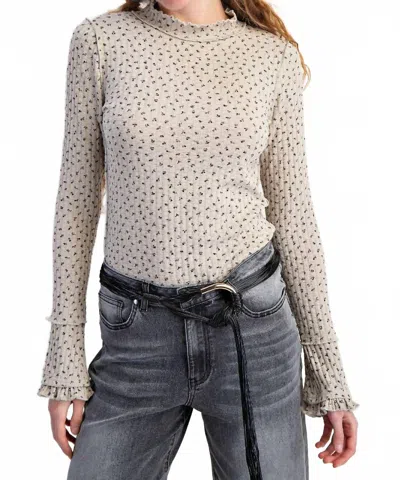 Easel Floral Printed Thermal Fitted Top In Mushroom In Gray
