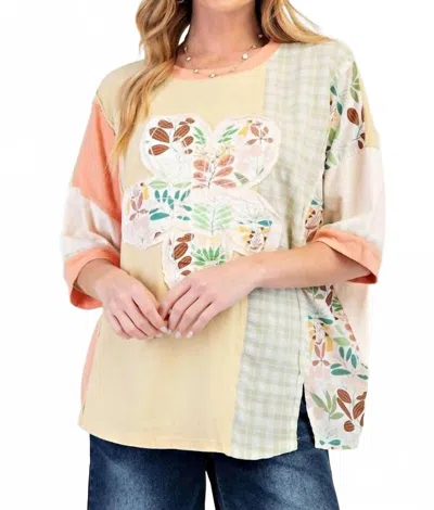 Easel Flower Applique Patchwork Top In Peach/canari In Multi