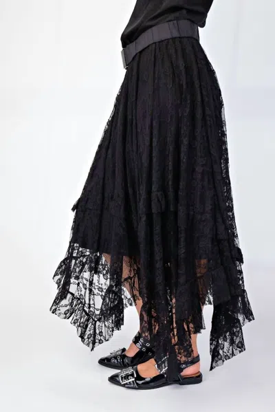 Easel Lace Sharkbite Skirt In Black
