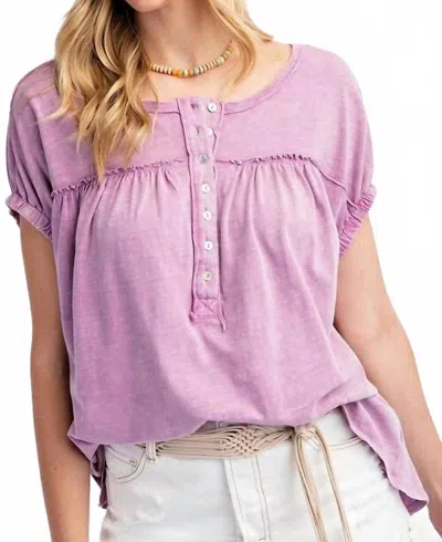 Easel Mineral Washed Tee In Lavender In Purple