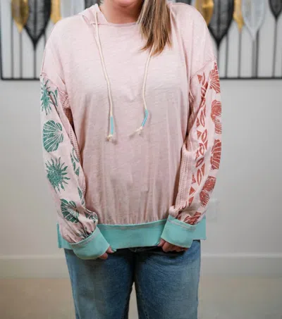 Easel Ocean Vibes Shell Print Knit Hoodie In Antique Rose