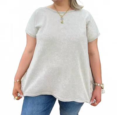Easel Ruffle Bottom Top In Ecru In Multi