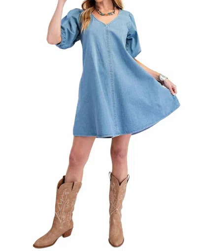 Easel Short Sleeve Washed Denim Mini Dress In Blue