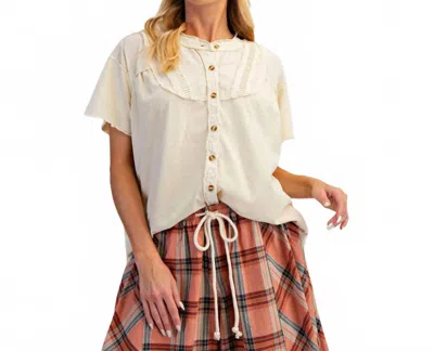 Easel Short-sleeve Button-down Peasant Blouse In Ecru In White