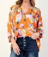 Easel Tropical Floral V-neck 3/4 Sleeves Top In Orange In Orange