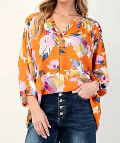 Easel Tropical Floral V-neck 3/4 Sleeves Top In Orange