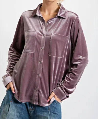 Easel Velvet Button Down Shacket In Mushroom