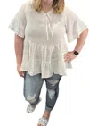 Easel Vintage Wing Sleeve Top In White In White