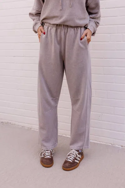 Easel Women's Adler Textured Sweatpant In Heather Grey In Multi