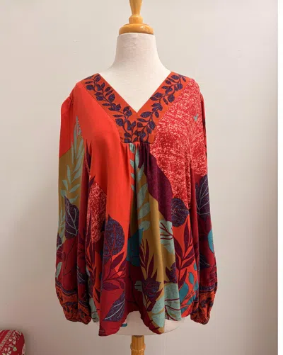 Easel Women';s Long Sleeve Printed Top In Rust Teal In Multi