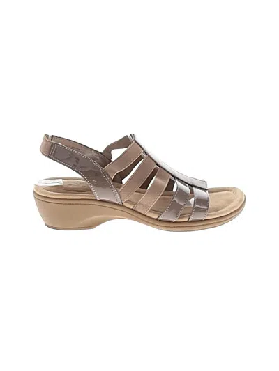 Pre-owned East5th Sandals In Tan