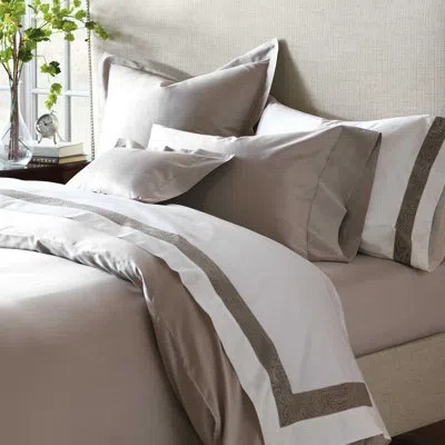 Eastern Accents Deluca Egyptian Certified Cotton Reversible Modern & Contemporary Duvet Cover In Brown