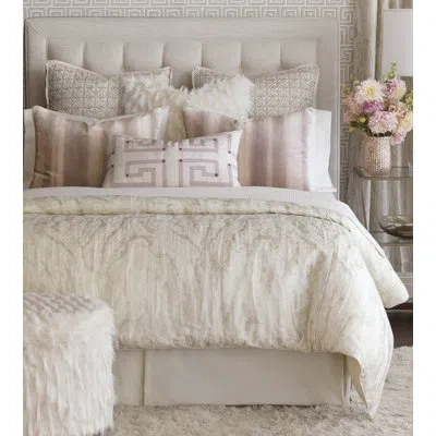 Eastern Accents Elara Metallic Abstract Comforter