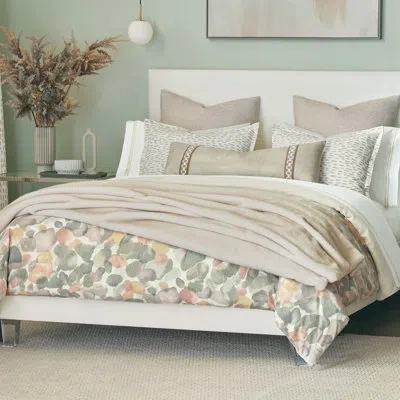 Eastern Accents Evelina Bedset In Neutral