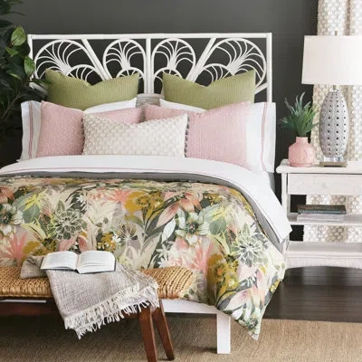 Eastern Accents Felicity Reversible Comforter In Agnes Pink