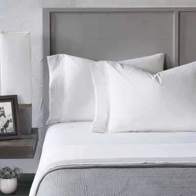 Eastern Accents Felix Nolan 200 Thread Count Egyptian-quality Cotton Percale Sheet Set In White;dove