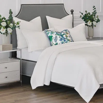 Eastern Accents Kiki Matelassé By Alexa Hampton Coverlet In White