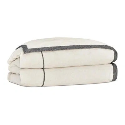 Eastern Accents River Bedset In Beige