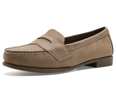 Eastland 1955 Edition Classic Ii Women's Slip-on Dress Shoes Light Tan: 9 M