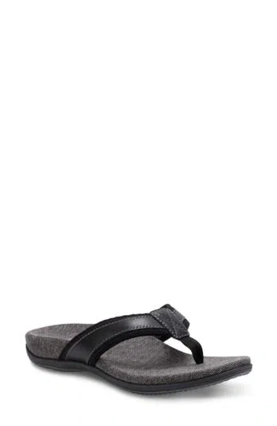 Eastland Camden Flip Flop In Black