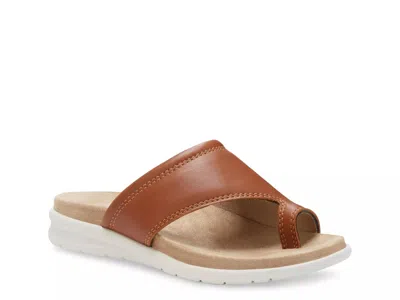 Eastland Dallas Sandal In Brown