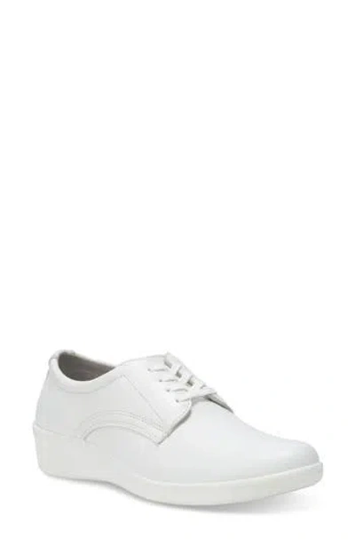Eastland Hayden Derby In White