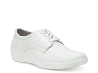 Eastland Hayden Oxford In White