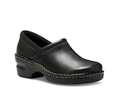 Eastland Kelsey Clog In Black