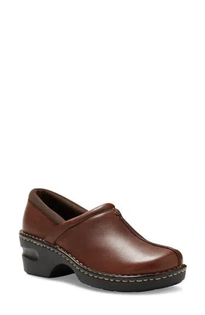 Eastland Kelsey Clog In Brown