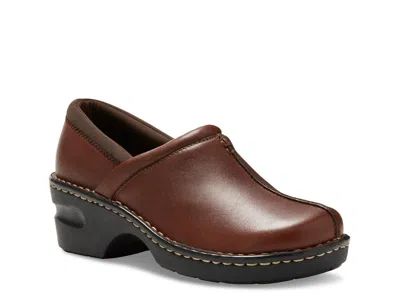 Eastland Kelsey Clog In Brown