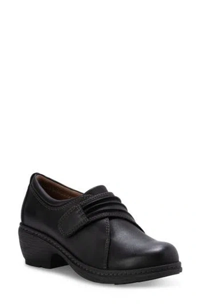 Eastland Maggie Gathered Heeled Loafer In Black