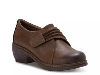Eastland Maggie Slipon In Brown