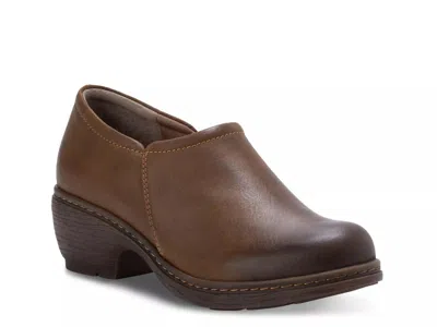Eastland Rosie Slipon In Brown