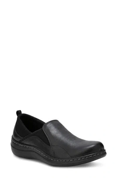 Eastland Wren Clog In Black