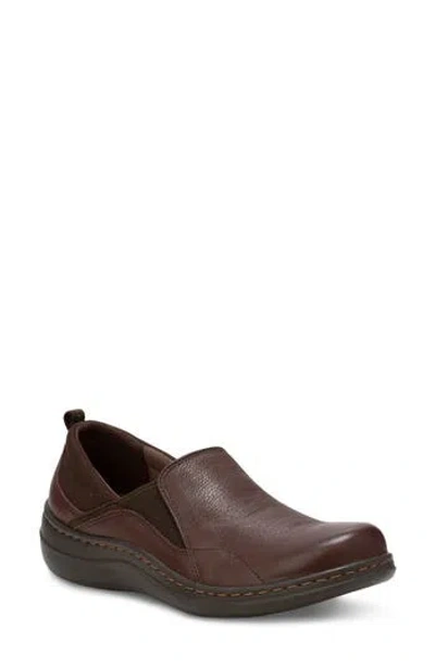 Eastland Wren Clog In Brown