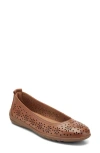 Easy Spirit Araceli Flat In Brown