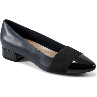 Easy Spirit Casta Pointed Toe Pump In Blue