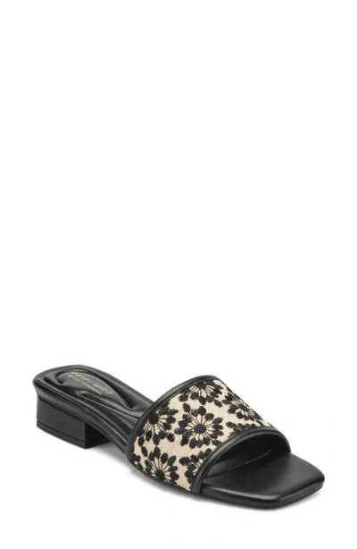 Easy Spirit Gianina Slide Sandal In Black