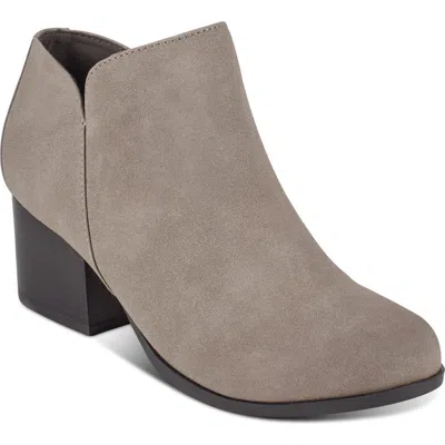 Easy Spirit Gypsy 2 Bootie In Brown