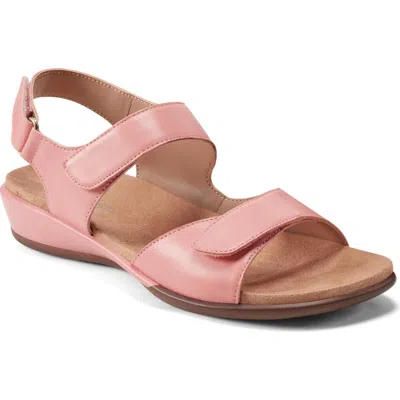 Easy Spirit Hartwell Sandal In Medium Pink