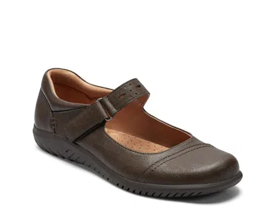 Easy Spirit Jessamy Bootie In Brown